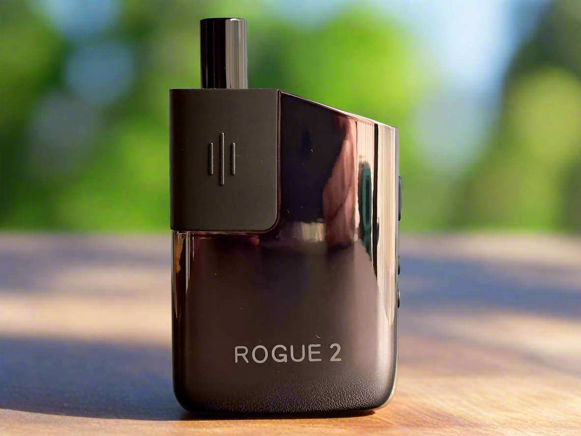 healthy rips rogue 2 with short black glass mouthpiece